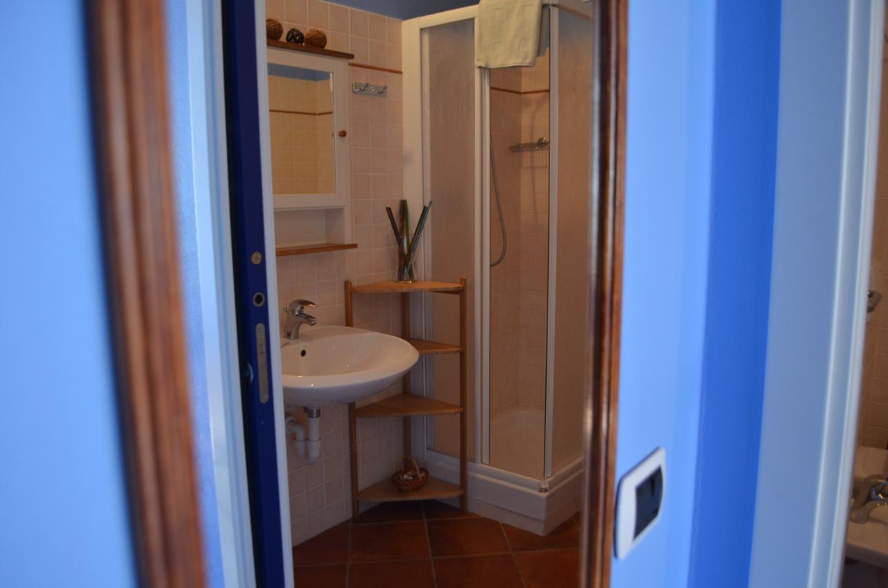 Гостевой дом Cascina Il Convivio Диано-д'Альба Экстерьер фото